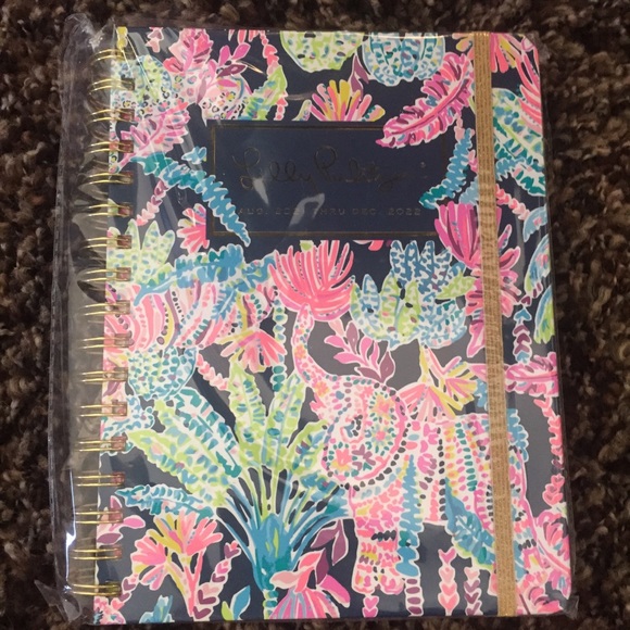 Lilly Pulitzer Large Agenda 2022 NIP - Picture 3 of 3